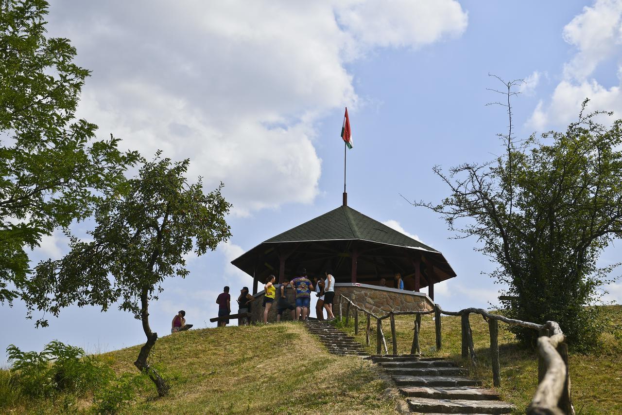 Rajna Villabridge&Spa Bogács Buitenkant foto