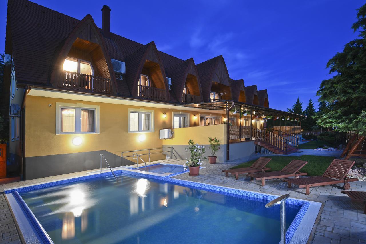 Rajna Villabridge&Spa Bogács Buitenkant foto