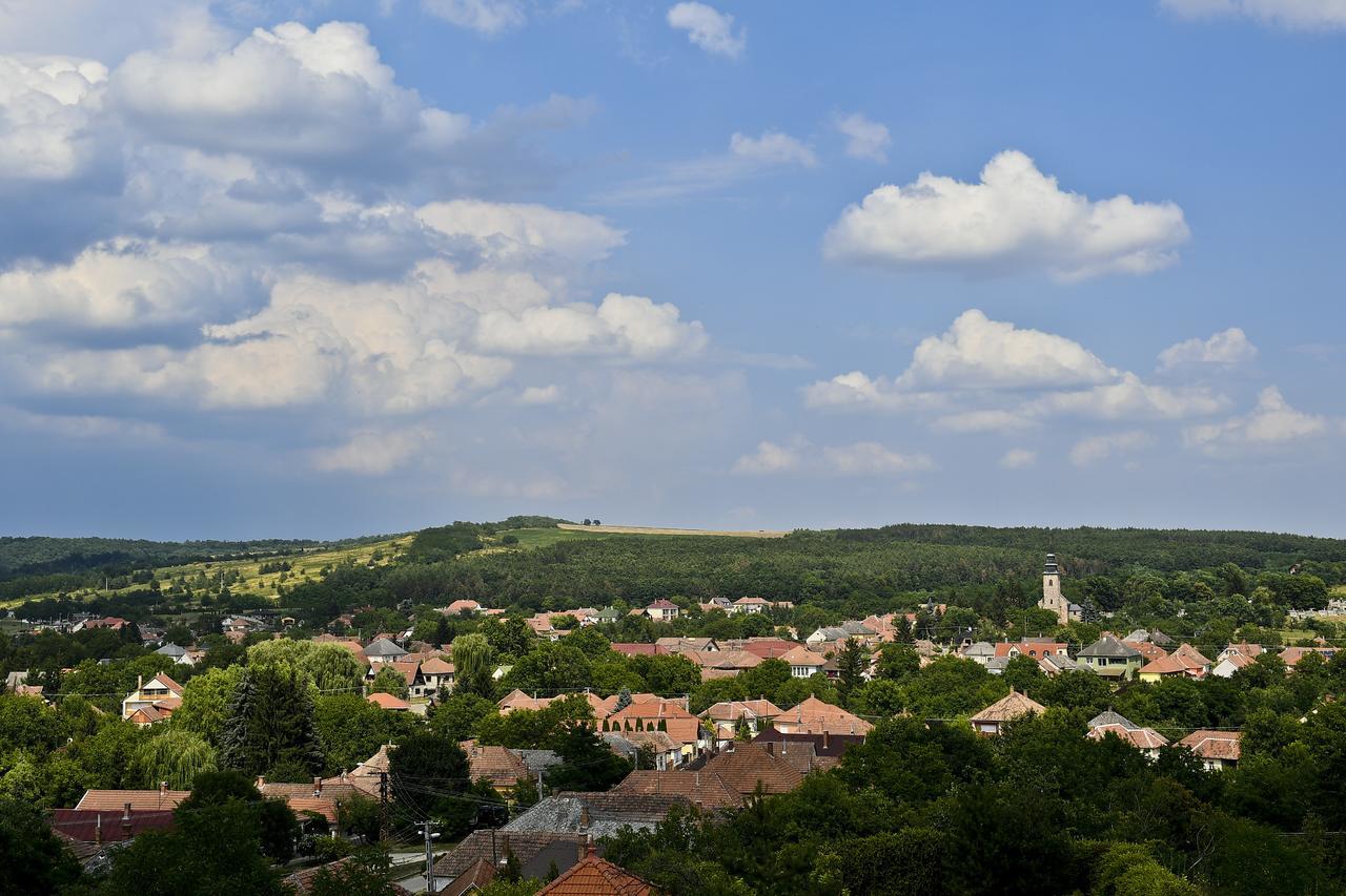 Rajna Villabridge&Spa Bogács Buitenkant foto
